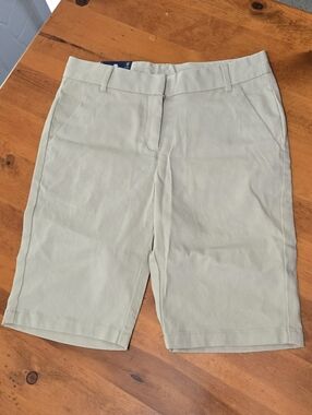 NEW Girl Kid Izod Approved School Wear Khaki Skinny Bermuda Twill Shorts Size 5